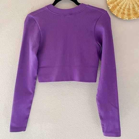 BO+TEE All The Way Long Sleeve Zip Crop Top in Purple‎ - Picture 4 of 4